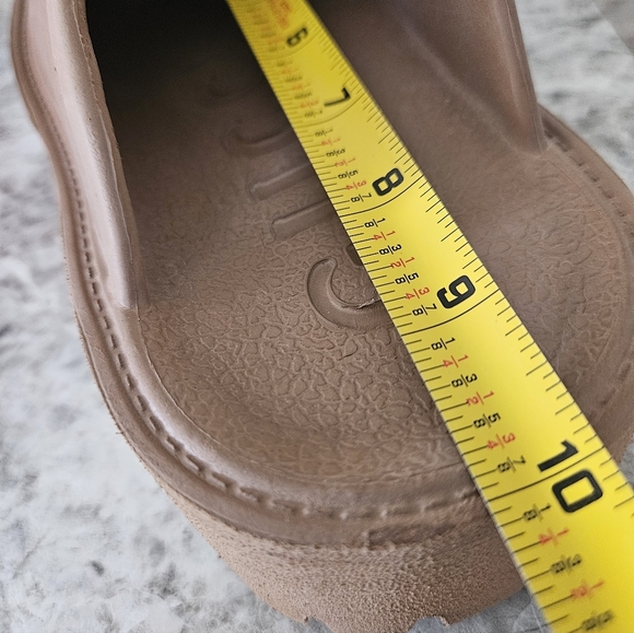 Tan Perforated GG Slip-On Clogs Made In Italy, 40 - Picture 8 of 9